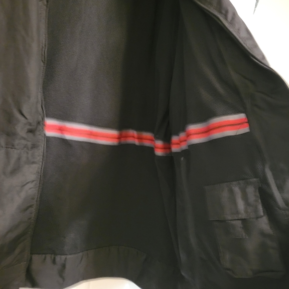 ID wear men's size: extra large zip-up black windbreaker jacket 100% polyester - Picture 12 of 16